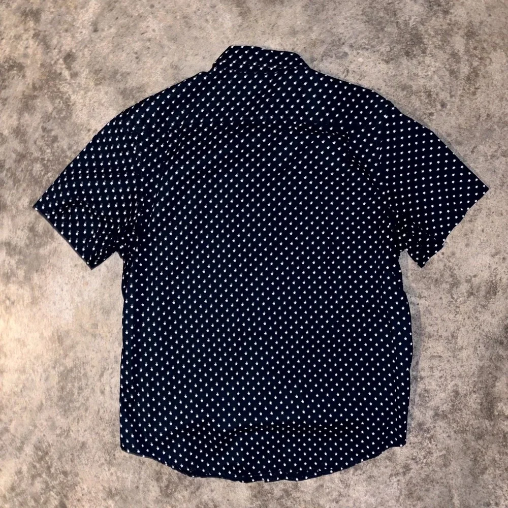 Lot of 2 Penguin Munsingwear Shirt Mens L Navy Blue Stars & Palm Print Button Up - Picture 8 of 15